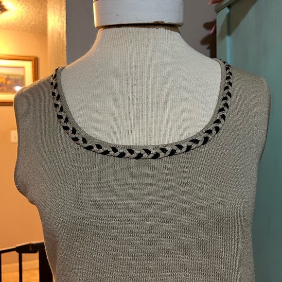 Ming Wang Beige Layering Tank Shirt Braided Scoop Neckline Size Small - Picture 3 of 10